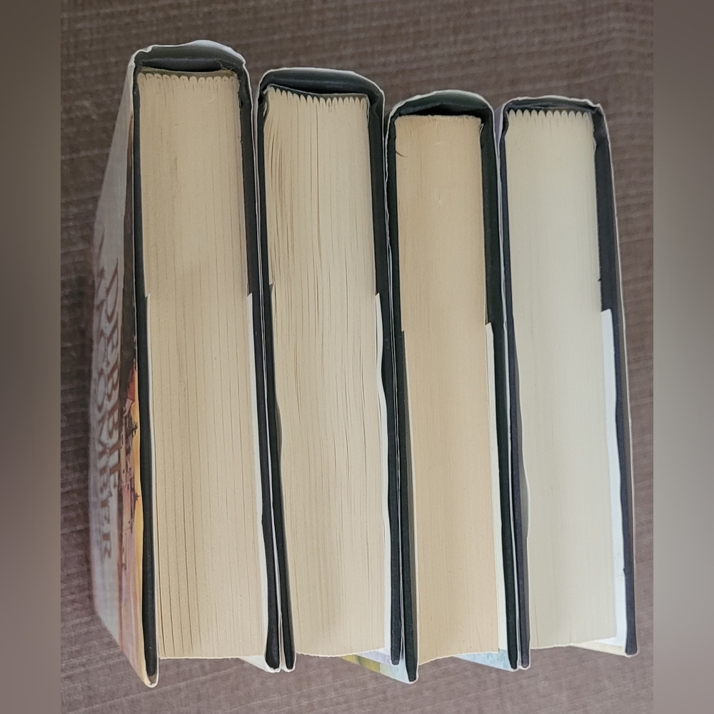 Debbie Macomber Cedar Cove Wonderful Series. 1st 4 Books.Hardback. LOT - Picture 6 of 8